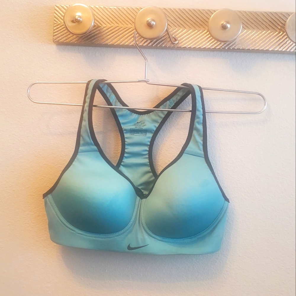 Nike sports bra